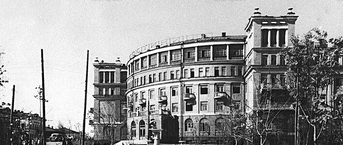 Максим Лозовский был одним из руководителей города Кирова в 1930-е